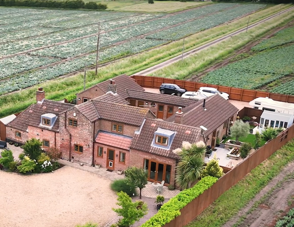 Gorse Cottage UK with EDGE PRO